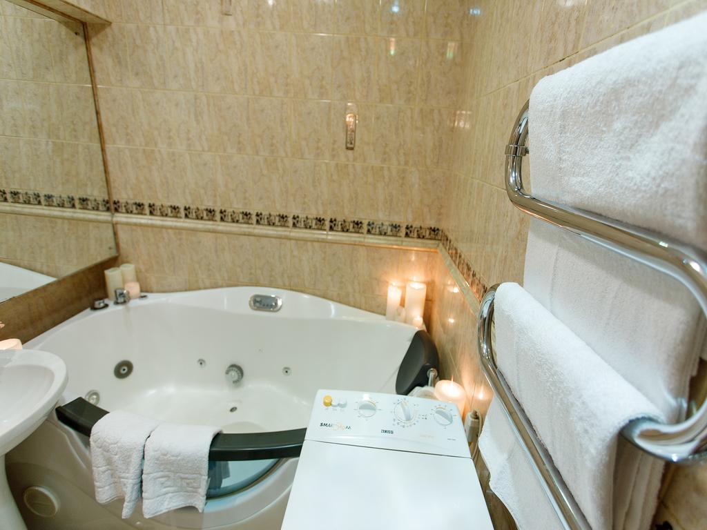 Studio De Luxe With Jacuzzi Sumy Esterno foto